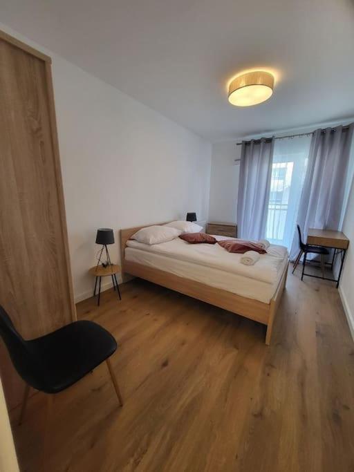 Duzy Apartament W Centrum - 3 Pokoje - Garaz Lägenhet Wrocław Exteriör bild